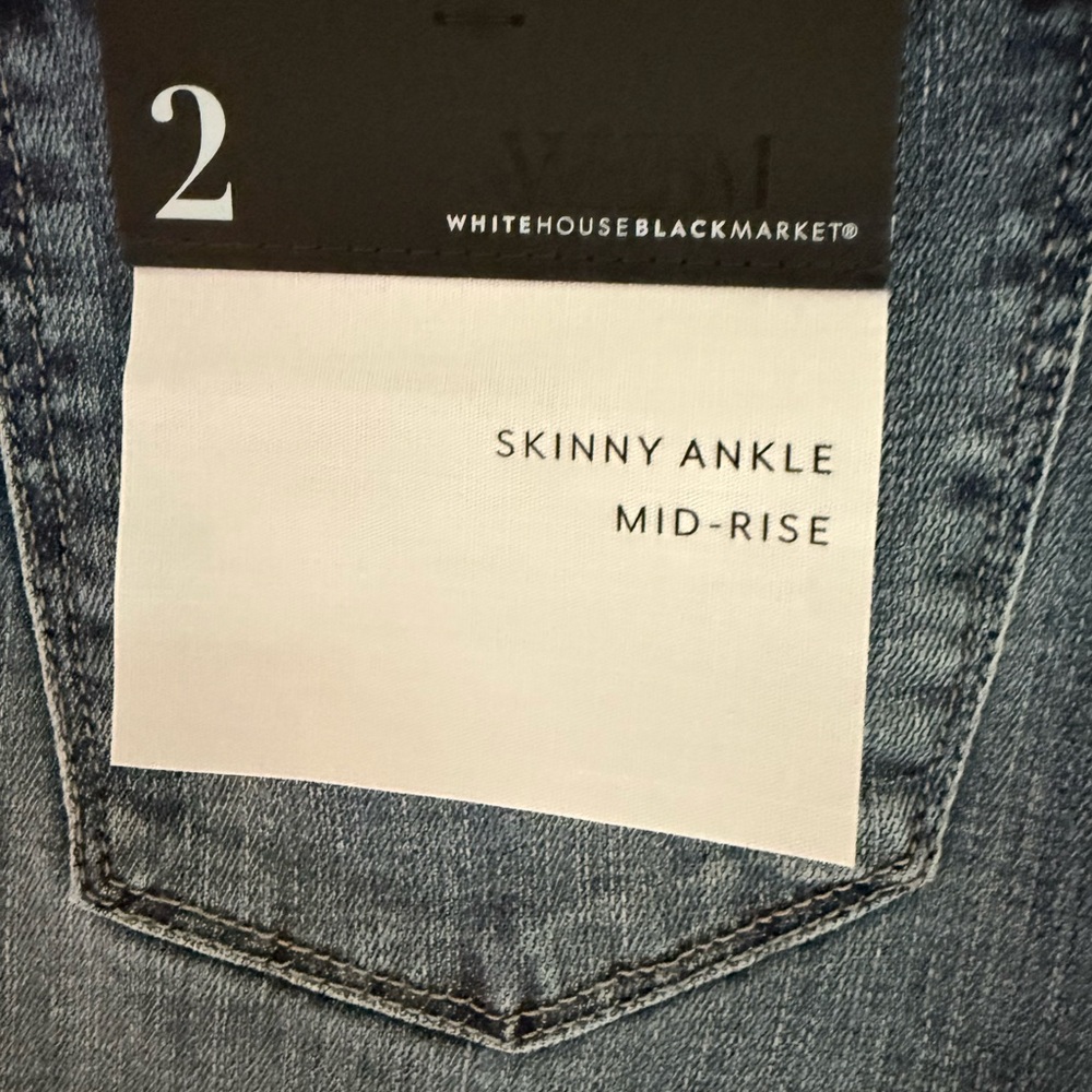 White House Black Market Blue Patterned Ankle Jeans - Picture 4 of 5